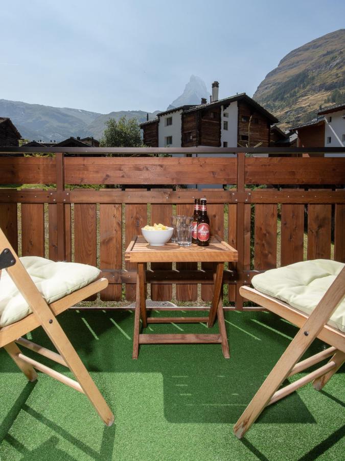 Chez Nous Zermatt Apartment Exterior foto